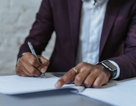 Como verificar a documentação de um imóvel antes de comprar?